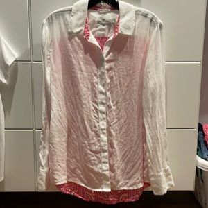 EUC Vineyard Vines Blouse size 6